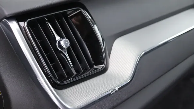 Vehicle Thumbnail 39
