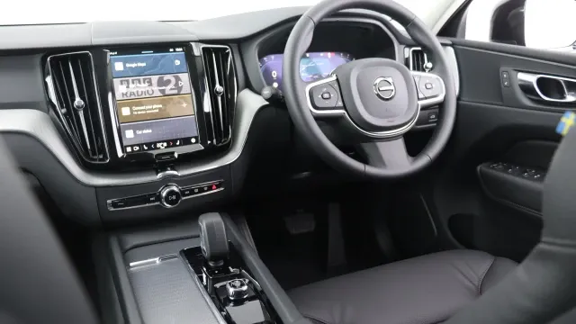 Vehicle Thumbnail 44