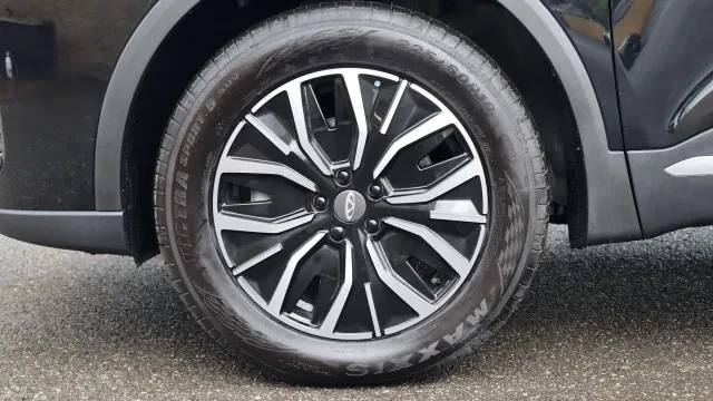 Vehicle Thumbnail 33