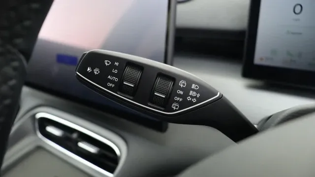 Vehicle Thumbnail 19