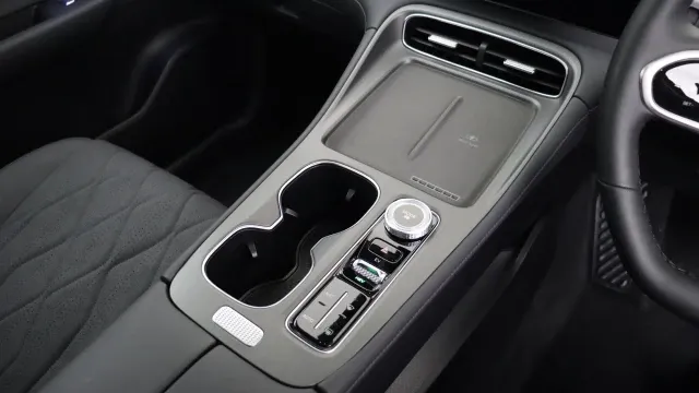 Vehicle Thumbnail 56