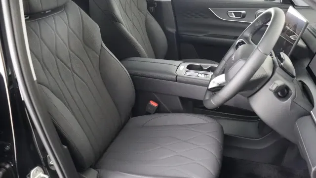 Vehicle Thumbnail 15