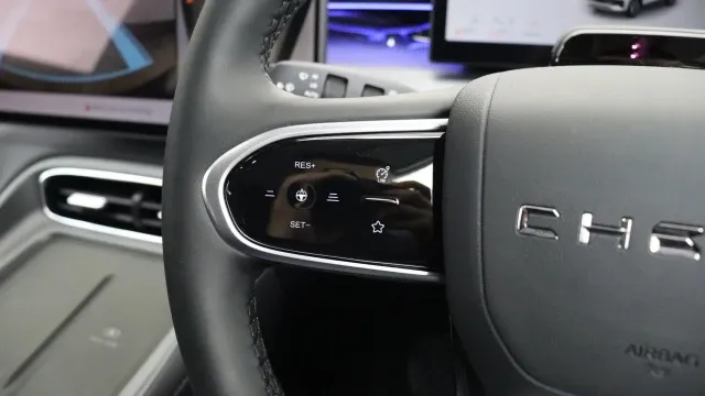Vehicle Thumbnail 17