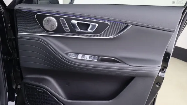 Vehicle Thumbnail 37