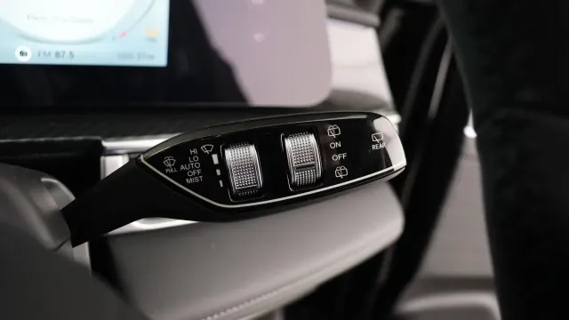 Vehicle Thumbnail 13