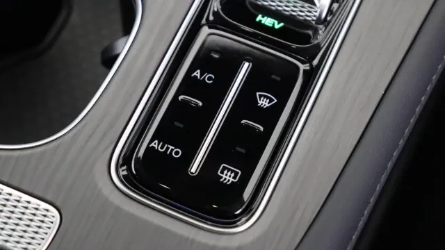 Vehicle Thumbnail 20