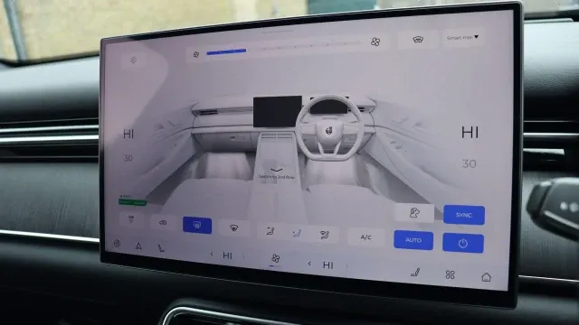 Vehicle Thumbnail 52