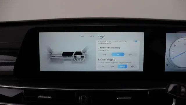 Vehicle Thumbnail 21