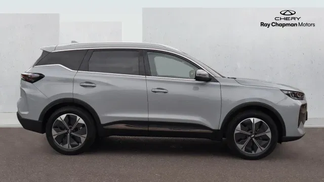 Vehicle Thumbnail 3