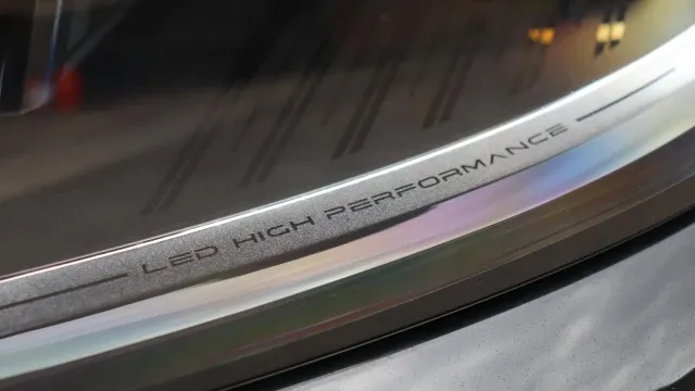 Vehicle Thumbnail 49