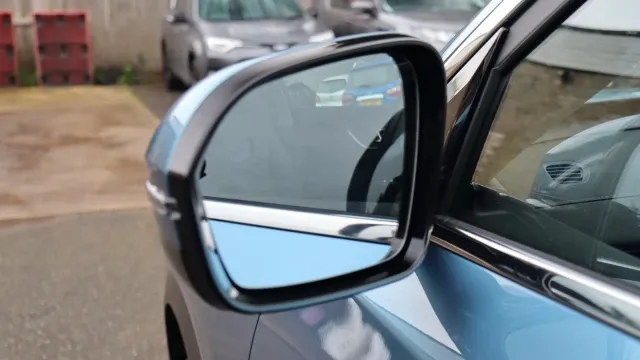 Vehicle Thumbnail 59