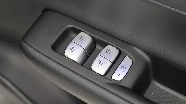 Vehicle Thumbnail 44
