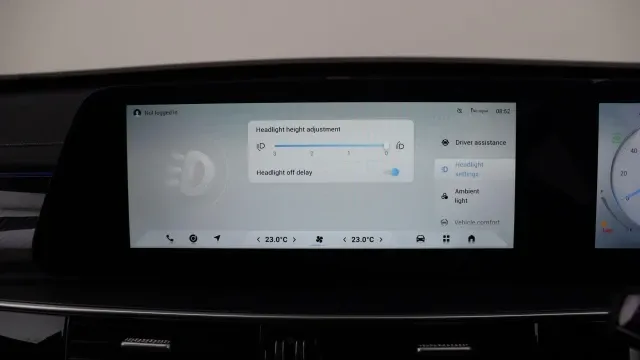 Vehicle Thumbnail 25