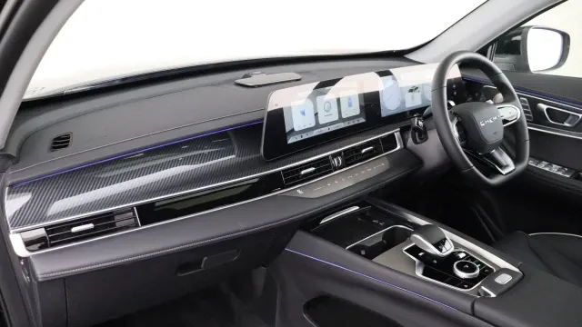 Vehicle Thumbnail 9