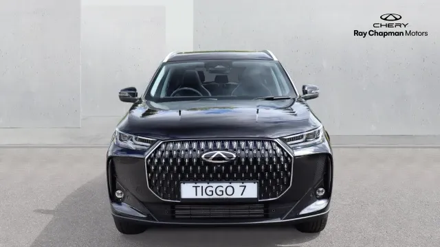 Vehicle Thumbnail 8