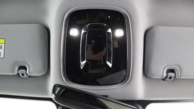 Vehicle Thumbnail 50