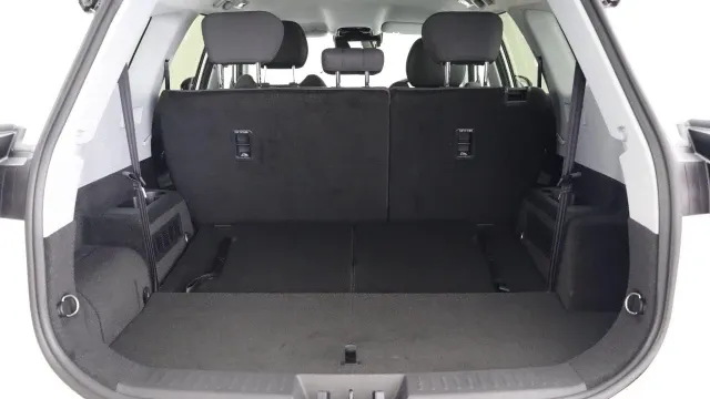 Vehicle Thumbnail 58