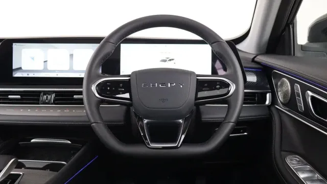 Vehicle Thumbnail 46