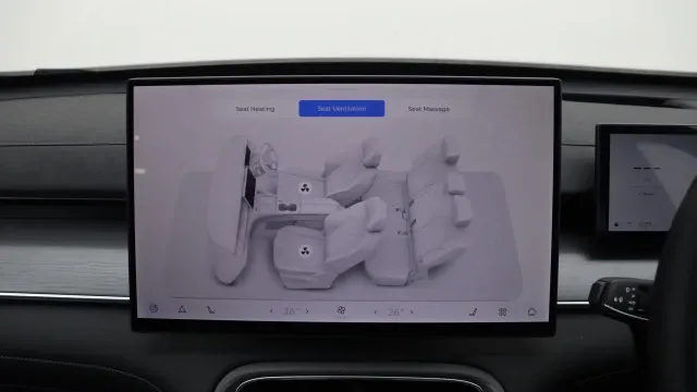 Vehicle Thumbnail 46