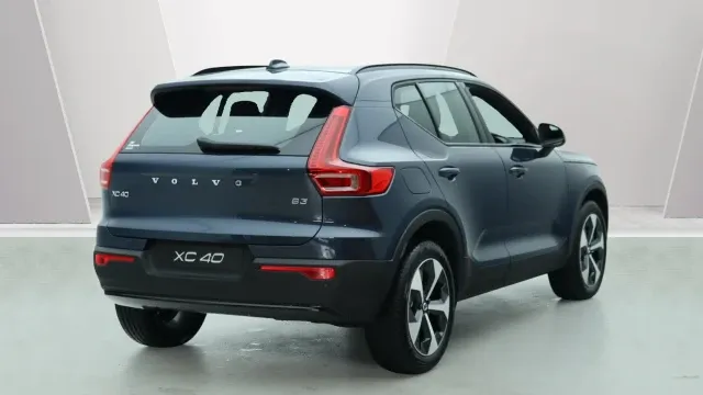 Vehicle Thumbnail 2
