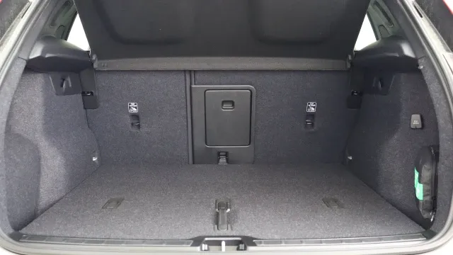 Vehicle Thumbnail 13