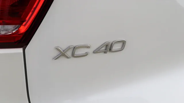 Vehicle Thumbnail 17