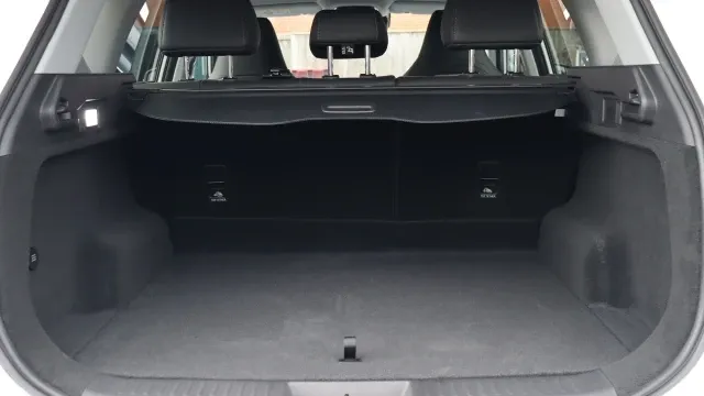 Vehicle Thumbnail 25