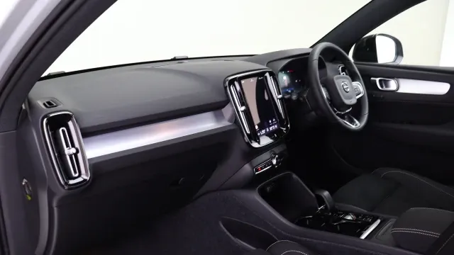 Vehicle Thumbnail 18