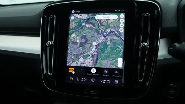 Vehicle Thumbnail 16