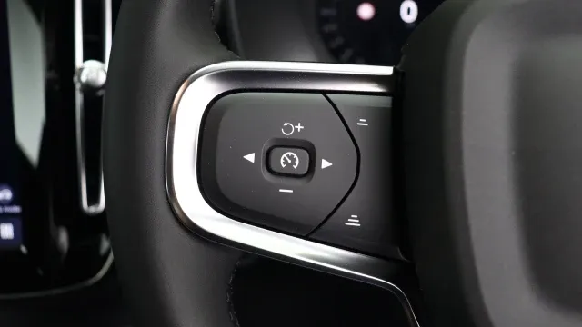 Vehicle Thumbnail 22