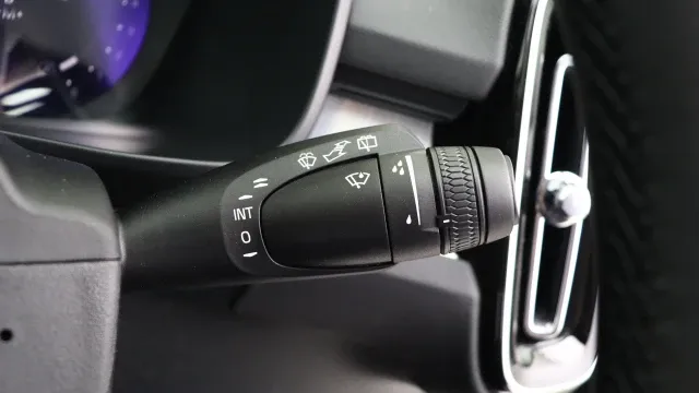 Vehicle Thumbnail 23