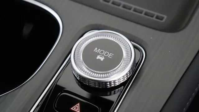 Vehicle Thumbnail 53