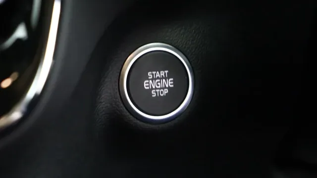 Vehicle Thumbnail 25