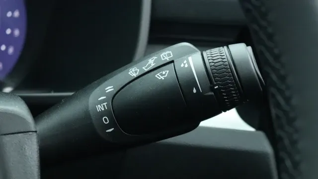 Vehicle Thumbnail 21