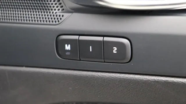 Vehicle Thumbnail 31