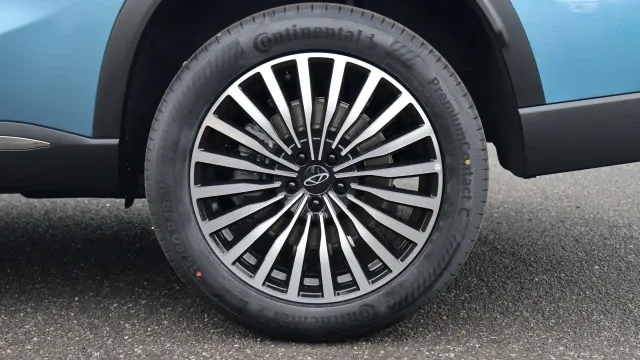 Vehicle Thumbnail 52