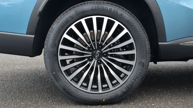 Vehicle Thumbnail 54