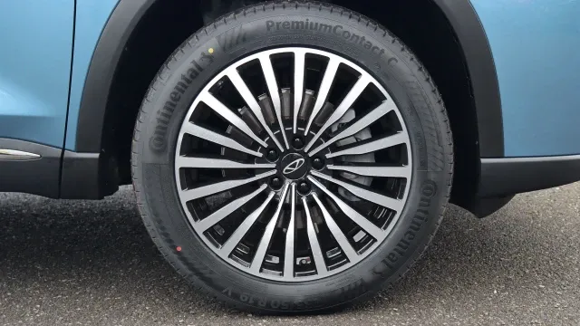 Vehicle Thumbnail 56