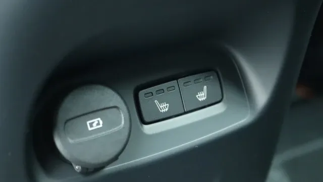 Vehicle Thumbnail 30
