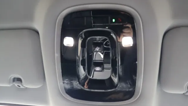 Vehicle Thumbnail 61