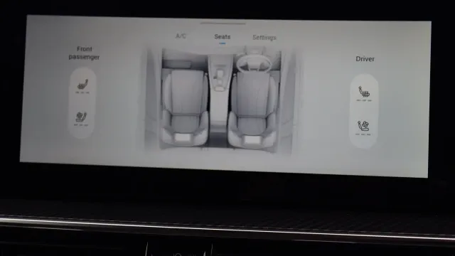 Vehicle Thumbnail 65