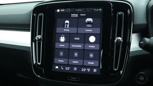 Vehicle Thumbnail 34