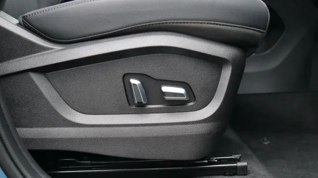 Vehicle Thumbnail 72