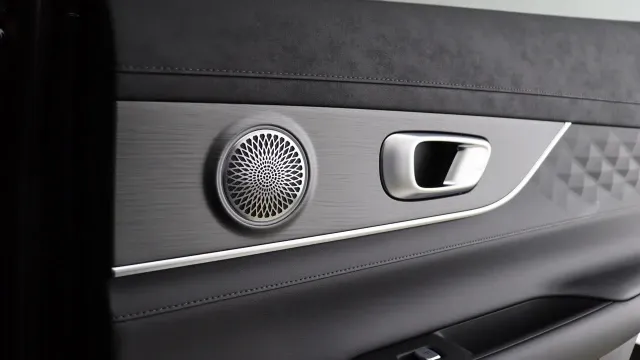 Vehicle Thumbnail 71