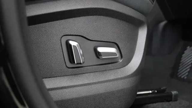 Vehicle Thumbnail 85