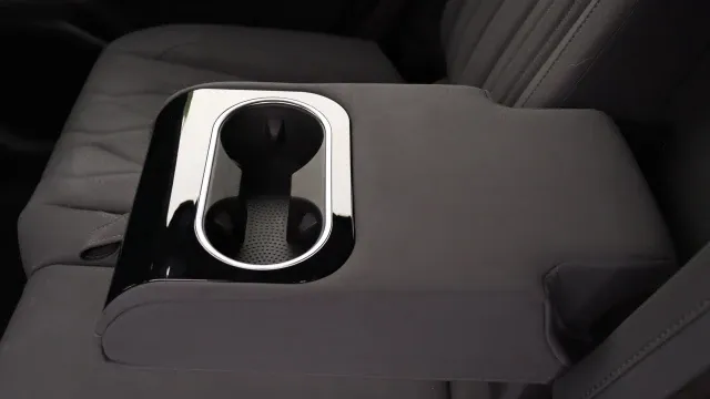 Vehicle Thumbnail 90
