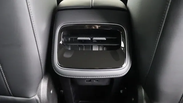 Vehicle Thumbnail 89