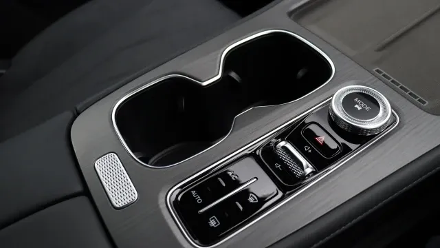 Vehicle Thumbnail 98