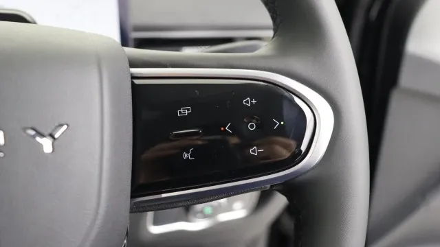 Vehicle Thumbnail 21