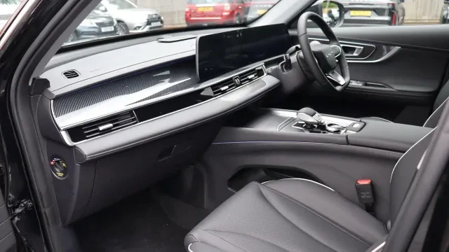 Vehicle Thumbnail 17